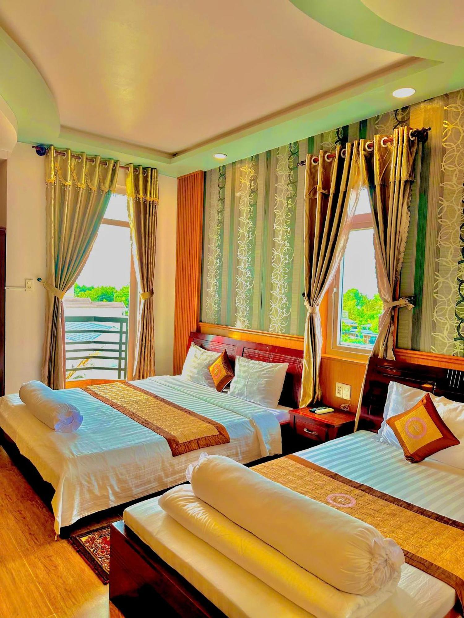 Phuc Hung 2 Hotel Rạch Giá Kültér fotó